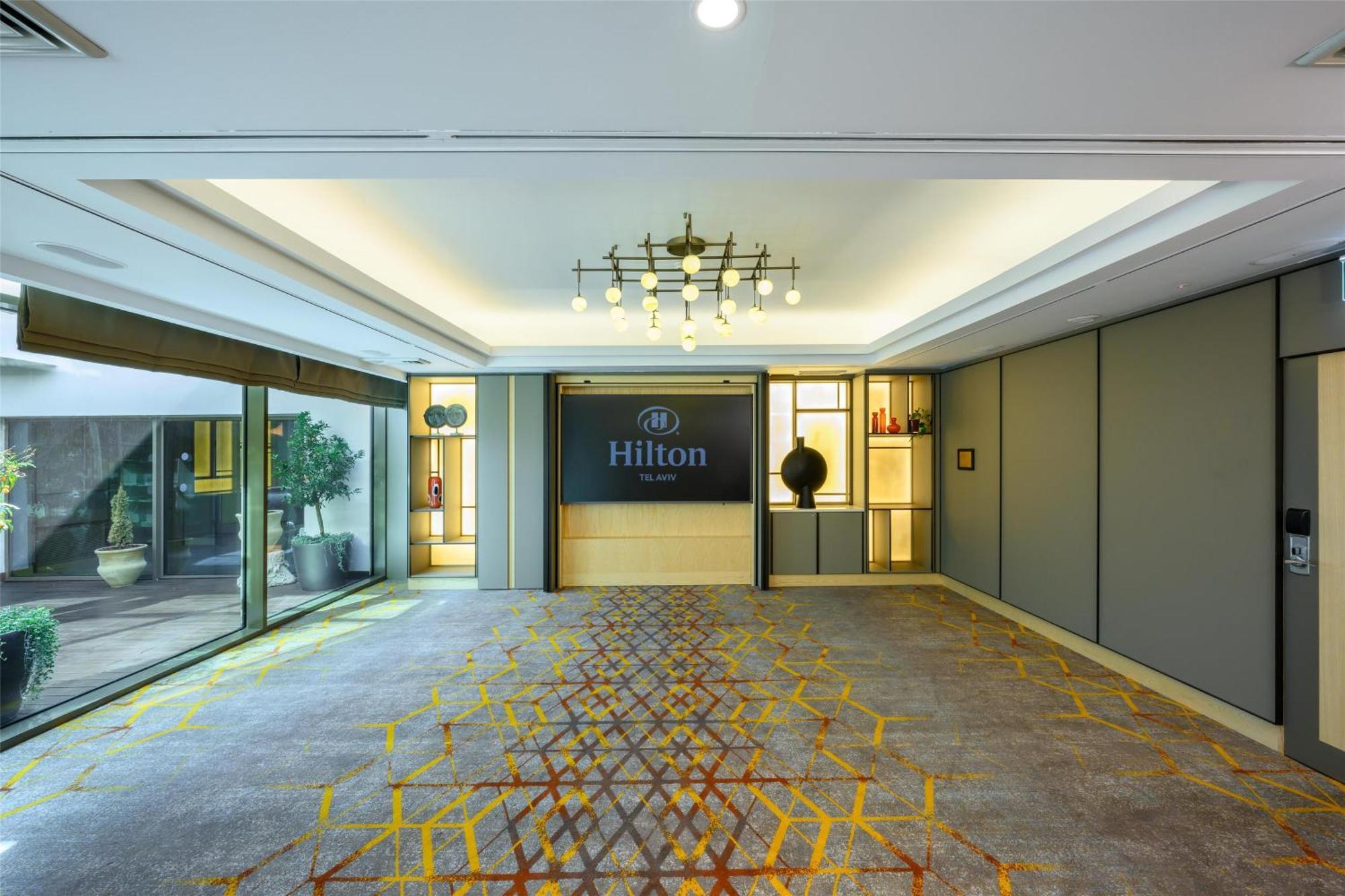 The Vista At Hilton Tel Aviv Hotell Exteriör bild